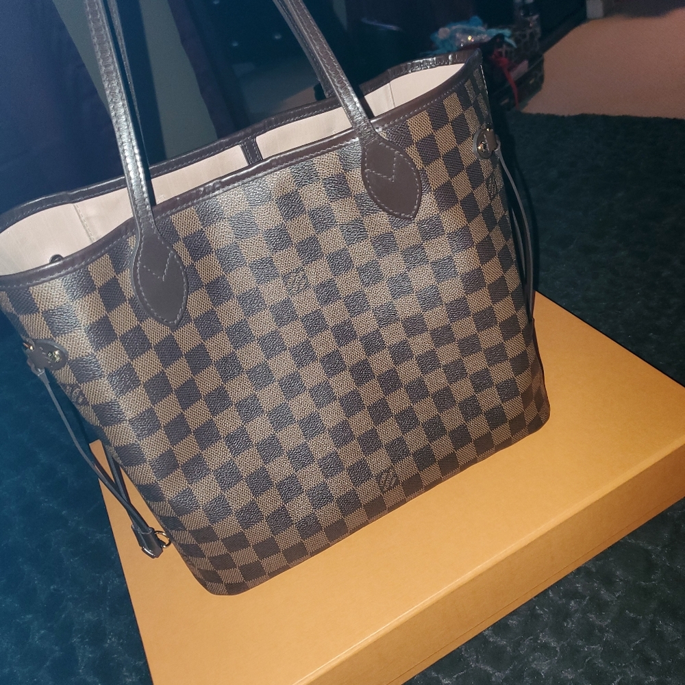 Louis Vuitton neverfull